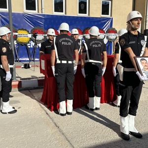 Aziz Şehidimiz Polis Memuru Ahmet Şahan İçin Tören Düzenlendi - fotoğraf 4