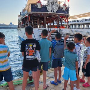 Göz Bebeğimiz Çocuklarımız Sinop ve İzmir’de Tatilin Tadını Çıkardılar - fotoğraf 1
