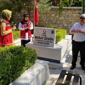 Devlet ve Millet İçin Canını Feda Eden Kahramanlarımızı Kabirleri Başında Andık - fotoğraf 7