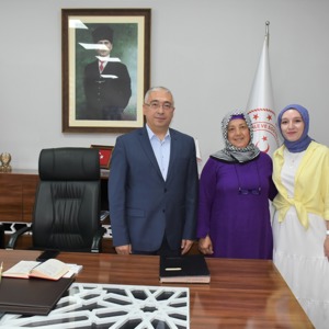 Bakanlığımızın Koruyucu Aile Hizmetleri Kapsamında Bir Çocuğumuz Daha Sıcak ve Sevgi Dolu Yuvaya Kavuştu - fotoğraf 1