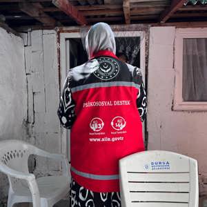 Kırmızı Yelekliler ASDEP Kapsamında Hane Ziyaretlerine Devam Ediyor - fotoğraf 3