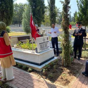 Şehadetlerinin Yıldönümünde Şehitlerimiz Anıldı - fotoğraf 1