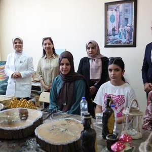 Bakanımız Mahinur Özdemir Göktaş Hakkari'de Aile Destek Merkezi'ni Ziyaret Etti - fotoğraf 7