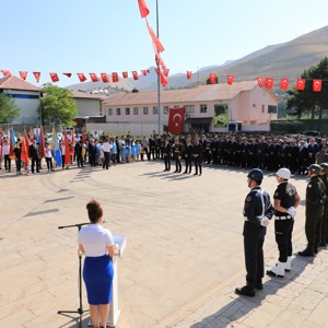 Bitlis'te 30 Ağustos Zafer Bayramı Coşkuyla Kutlandı - fotoğraf 2
