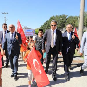  Uyum Haftası Yürüyüşü - fotoğraf 2