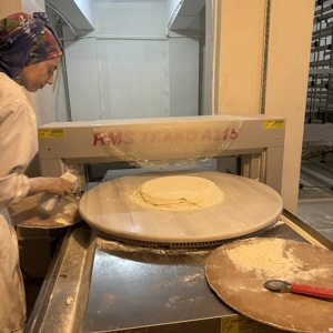 İlimize katma değer sağlayan, kadın istihdamını artırmak amacıyla faaliyet gösteren AG Kadın Girişim Üretim ve İşletme Kooperatifi Şube Müdürümüz ve Kadın Birimimiz tarafından ziyaret edilmiştir.  - fotoğraf 1