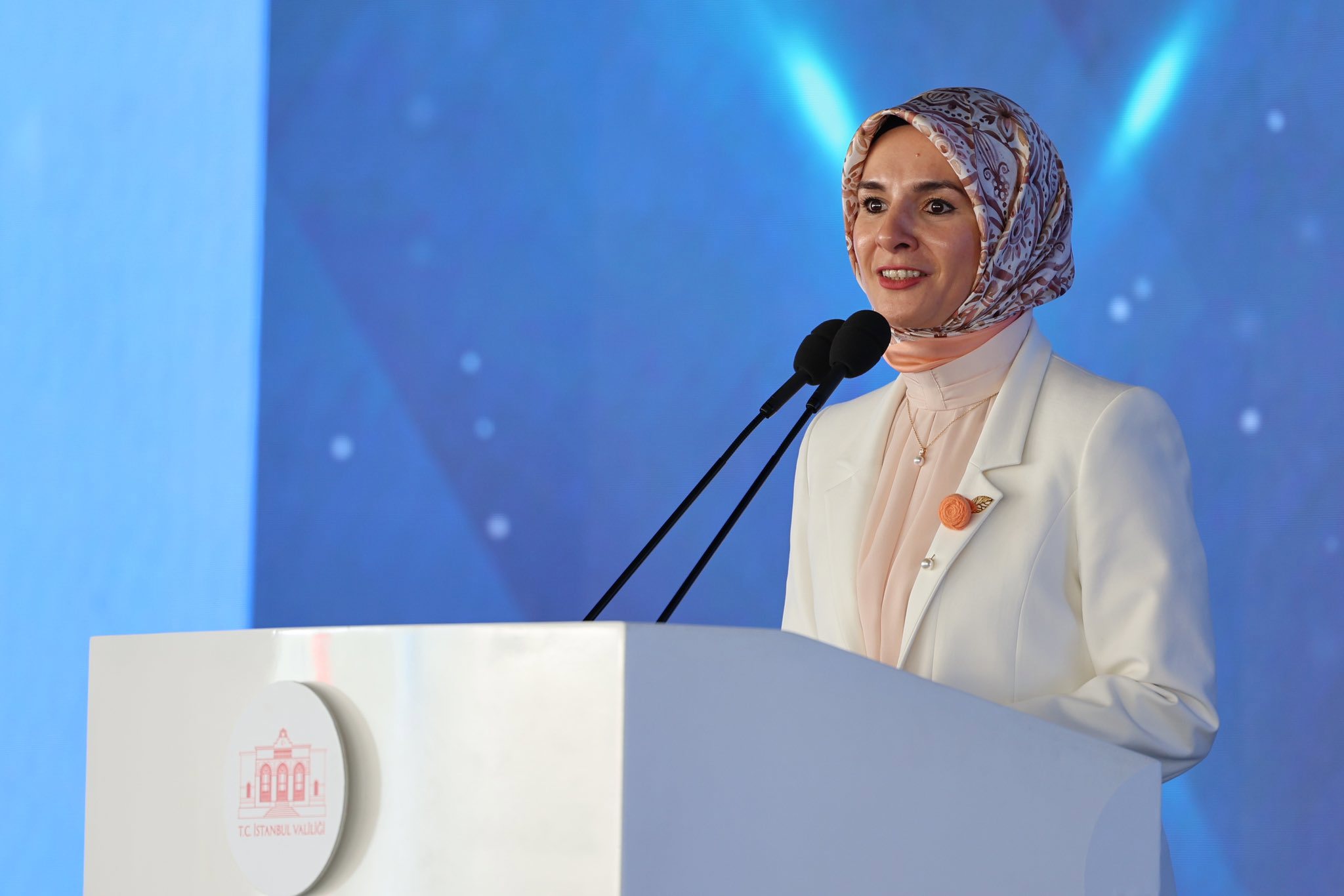 Sayın Emine Erdoğan Hanımefendi ve Bakanımız Sayın Mahinur Özdemir Göktaş İstanbul Vakfı Koruyucu Aile Şenliğinde Koruyucu Ailelerle Buluştu. - fotoğraf 2