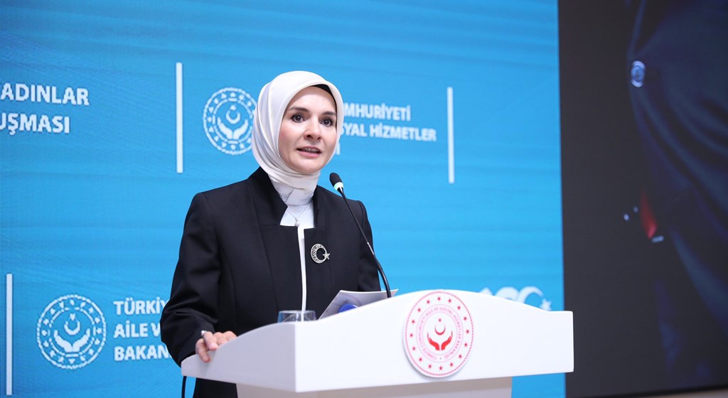 Aile ve Sosyal Hizmetler Bakanımız Göktaş: "Bugün Adalet ve İçişleri Bakanımız ile Narin'in kabrini ziyaret edeceğiz"