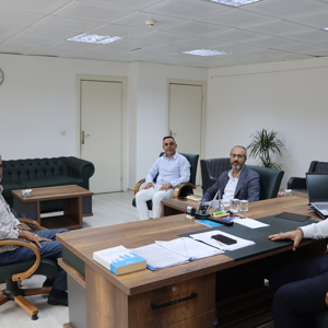 Bingöl Kent Konseyi Başkanı Orhan AÇIKBAŞ ve yönetim kurulu ziyaret il Müdürümüz Abdulbari AKSOY’ u makamında ziyaret etti. - fotoğraf 3
