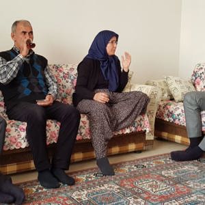 Hac Ziyaretinden Donen Sehit Ailelerini Ziyaret edip Hayir Dualarini Aldik - fotoğraf 1