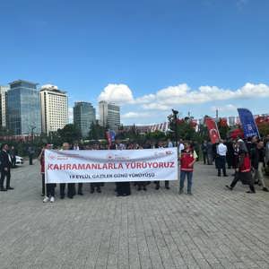 Kahramanlarımızla Birlikte Türkiye Yüzyılı'nda Emin Adımlarla Yürüyoruz - fotoğraf 3