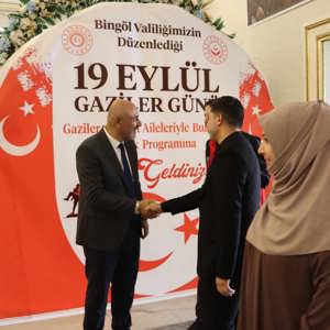 Gazilerimiz ve Şehit Aileleri ile Buluşma Yemeği Düzenlendi. - fotoğraf 9