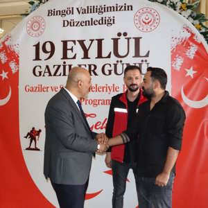 Gazilerimiz ve Şehit Aileleri ile Buluşma Yemeği Düzenlendi. - fotoğraf 10