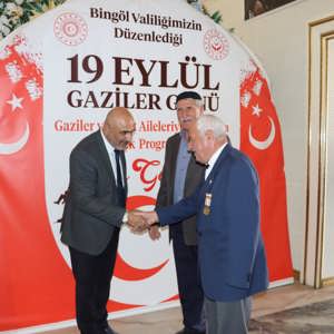 Gazilerimiz ve Şehit Aileleri ile Buluşma Yemeği Düzenlendi. - fotoğraf 11