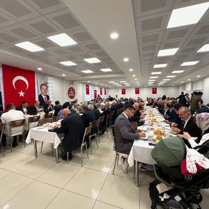 Aziz Şehitlerimizin Kıymetli Aileleri Ve Kahraman Gazilerimiz Onuruna Yemek Programı Düzenlendi - fotoğraf 1