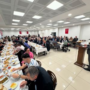 Aziz Şehitlerimizin Kıymetli Aileleri Ve Kahraman Gazilerimiz Onuruna Yemek Programı Düzenlendi - fotoğraf 2