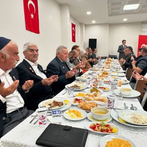 Aziz Şehitlerimizin Kıymetli Aileleri Ve Kahraman Gazilerimiz Onuruna Yemek Programı Düzenlendi - fotoğraf 8
