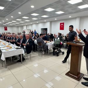 Aziz Şehitlerimizin Kıymetli Aileleri Ve Kahraman Gazilerimiz Onuruna Yemek Programı Düzenlendi - fotoğraf 11
