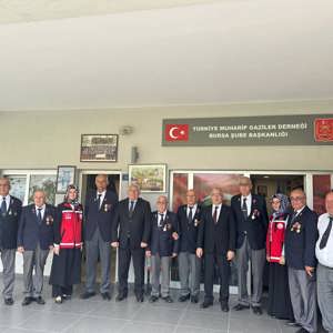 Bu Toprakların Hürriyetine Canları Pahasına Mühür Vuran Aziz Kahramanlarımızın Günü Kutlu Olsun - fotoğraf 9