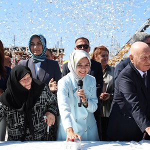 Bakanımız Göktaş, Çocuk Evleri Sitesi'nin temel atma töreni ile 6. Uluslararası Gastro Afyon Turizm ve Lezzet Festivaline katıldı - fotoğraf 8