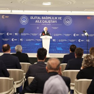 Aile ve Sosyal Hizmetler Bakanımız Göktaş, "Dijital Bağımlılık ve Aile Çalıştayı"nda konuştu - fotoğraf 2