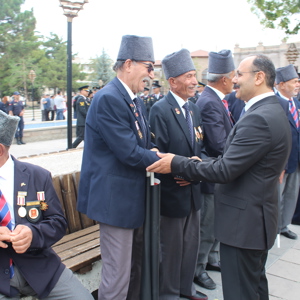 19 EYLÜL GAZİLER GÜNÜ " KAHRAMANLARLA YÜRÜYORUZ " ETKİNLİĞİ DÜZENLENDİ. - fotoğraf 4
