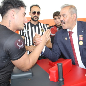 Kahramanlar Sahada,Kalbimiz Onlarla Etkinliği Düzenlendi. - fotoğraf 7