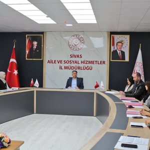 Kadın Hizmetleri Değerlendirme Toplantısı Gerçekleştirildi - fotoğraf 3