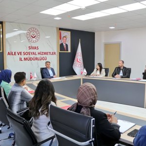 Kadın Hizmetleri Değerlendirme Toplantısı Gerçekleştirildi - fotoğraf 2