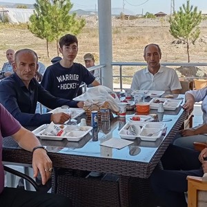 Kıymetli Büyüklerimiz Hayırsever İş İnsanının Davetine Katılım Sağladılar - fotoğraf 5