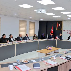 Değerlendirme ve Koordinasyon Toplantısı İl Müdürümüz Özgür Kırmızıtaş Başkanlığında Gerçekleştirildi - fotoğraf 4