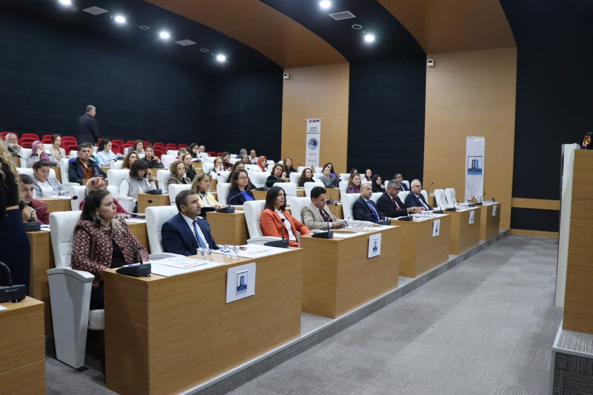  'Hayata Sosyal Bir Adım At' Projesi Çalıştayına İl Müdürümüz Ali ÖMÜT Katılım Sağladı.