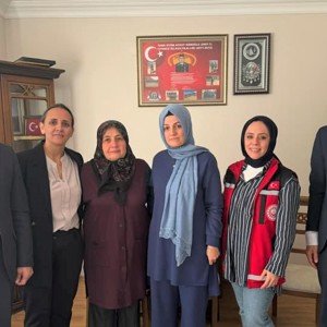 Gönül Bağlarıyla Şehit ve Gazi Ailelerimizin Yanındayız - fotoğraf 2
