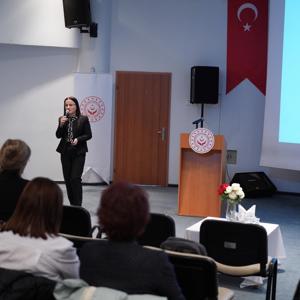Kamuda Kapsayıcı İstihdamın Teşvik Edilmesine Yönelik Eğitim Semineri Yapıldı - fotoğraf 13