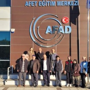 Kıymetli Büyüklerimiz İçin Deprem Simülasyonu ve Afet Eğitimi - fotoğraf 1