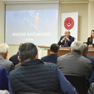 Bağımlılıkla Mücadelede Toplum Bilincini Artırmak İçin Muhtarlara Eğitim Verildi - fotoğraf 1