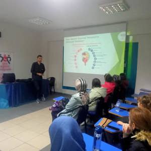 Güçlü Aileler İçin, Bilinçli İletişim ve Eğitim - fotoğraf 1
