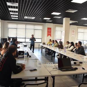 Çanakkale’de Yenilikçi Mahalli Hizmet İçi Eğitim Programı başladı - fotoğraf 10