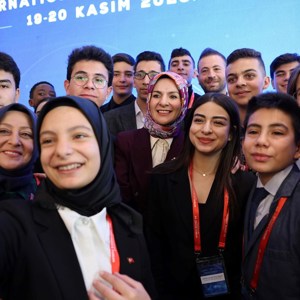 25.Ulusal Çocuk Forumu “Çocuk İçin Katılım ve Savunuculuk” Temasıyla Başladı - fotoğraf 1
