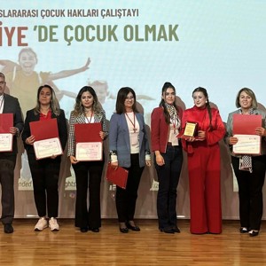 Türkiye’de Çocuk Olmak: Uluslararası Çocuk Hakları Çalıştayı - fotoğraf 13