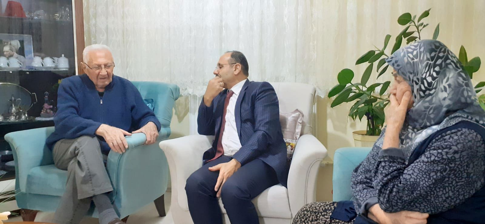 İl Müdürümüz Sn. Nurettin Ulaş'tan 24 Kasım Öğretmenler Günü'nde Anlamlı Ziyaret! - fotoğraf 2