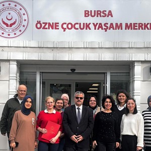 Sağlıklı İletişim, Güçlü Aile Bağları - fotoğraf 1