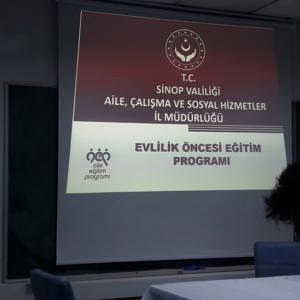 Kredi Yurtlar Kurumunda Kalan Öğrencilere Evlilik Öncesi Eğitimler Veriliyor - fotoğraf 2