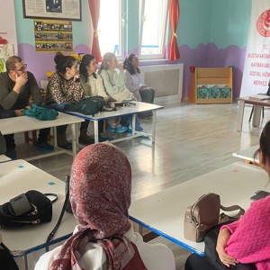 Aile Eğitim Programı Kapsamında Eğitimler Devam Ediyor - fotoğraf 2