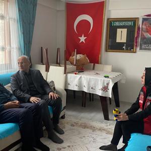 24 Kasım Öğretmenler Günü Vesilesiyle Şehit Öğretmen Necmettin Yılmaz'ın Ailesini Ziyaret Ettik! - fotoğraf 4