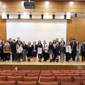 Üniversiteli Gençlerle Şiddetle Mücadele - fotoğraf 2