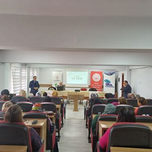 E-TİCARET VE FİNANSAL OKURYAZARLIK EĞİTİMİ - fotoğraf 1