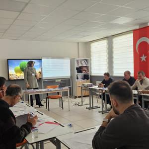 Bingöl’de Yenilikçi Mahalli Hizmet İçi Eğitim Programı Düzenleniyor - fotoğraf 7