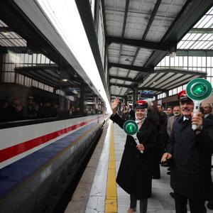 "Turistik Tuz Ekspresi Engelleri Kaldırmak İçin Sefere Çıkıyor Projesi" treni, Ankara'dan uğurlandı - fotoğraf 1
