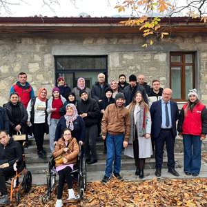 İskilip Sosyal Yardımlaşma ve Dayanışma Vakfı Engelsiz Yaşam Merkezinde “Sanat ve Spor” Etkinliği  - fotoğraf 1